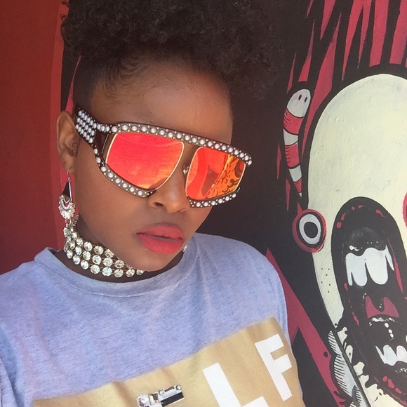 Madonna Shades - Picture 4 of 7